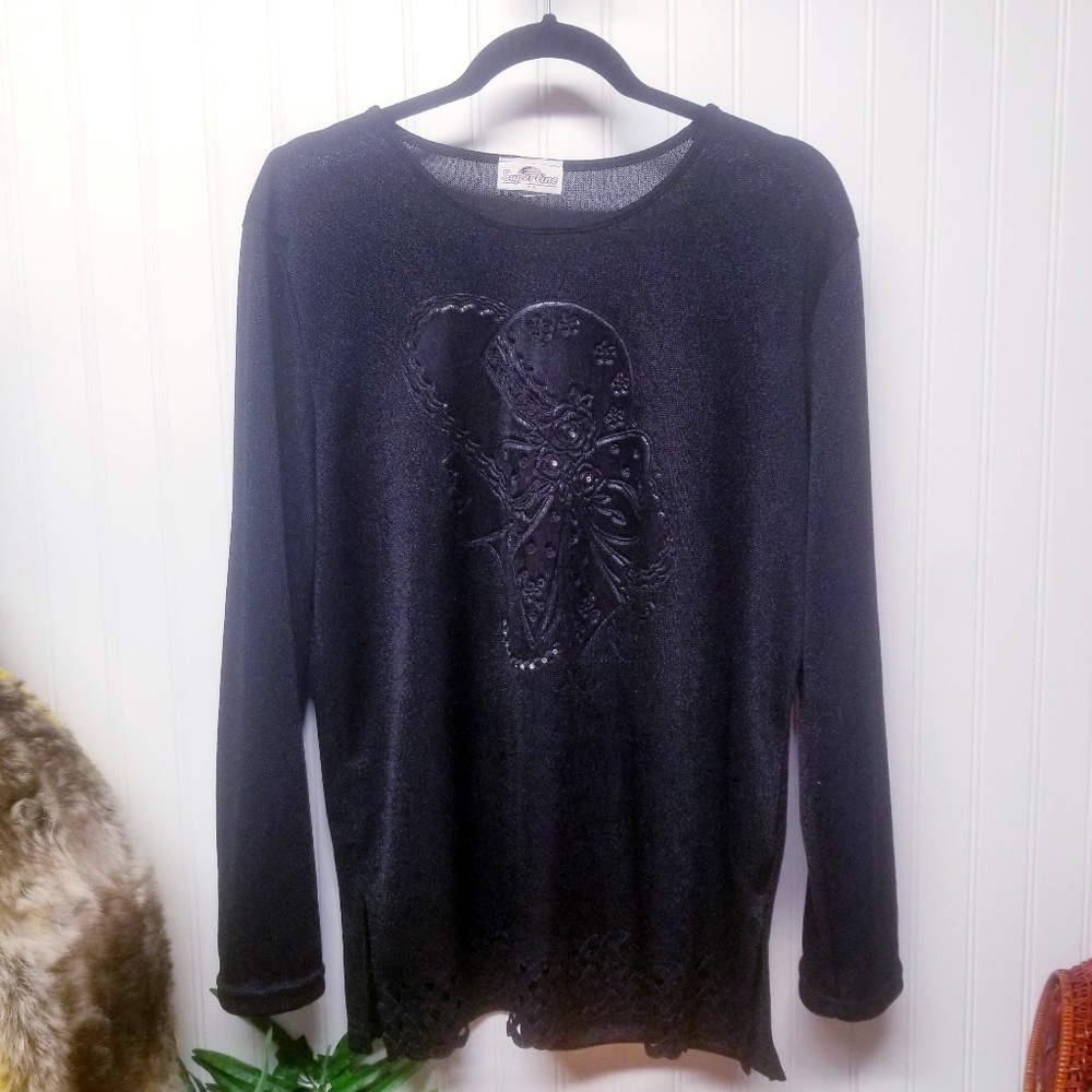 Superline Woman Silhouette Black Sweater Size OS